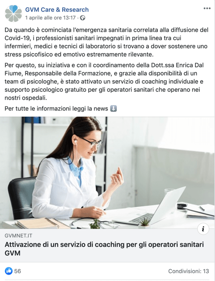 Immagine che contiene screenshot, donna, sedendo, tavolo Descrizione generata automaticamente